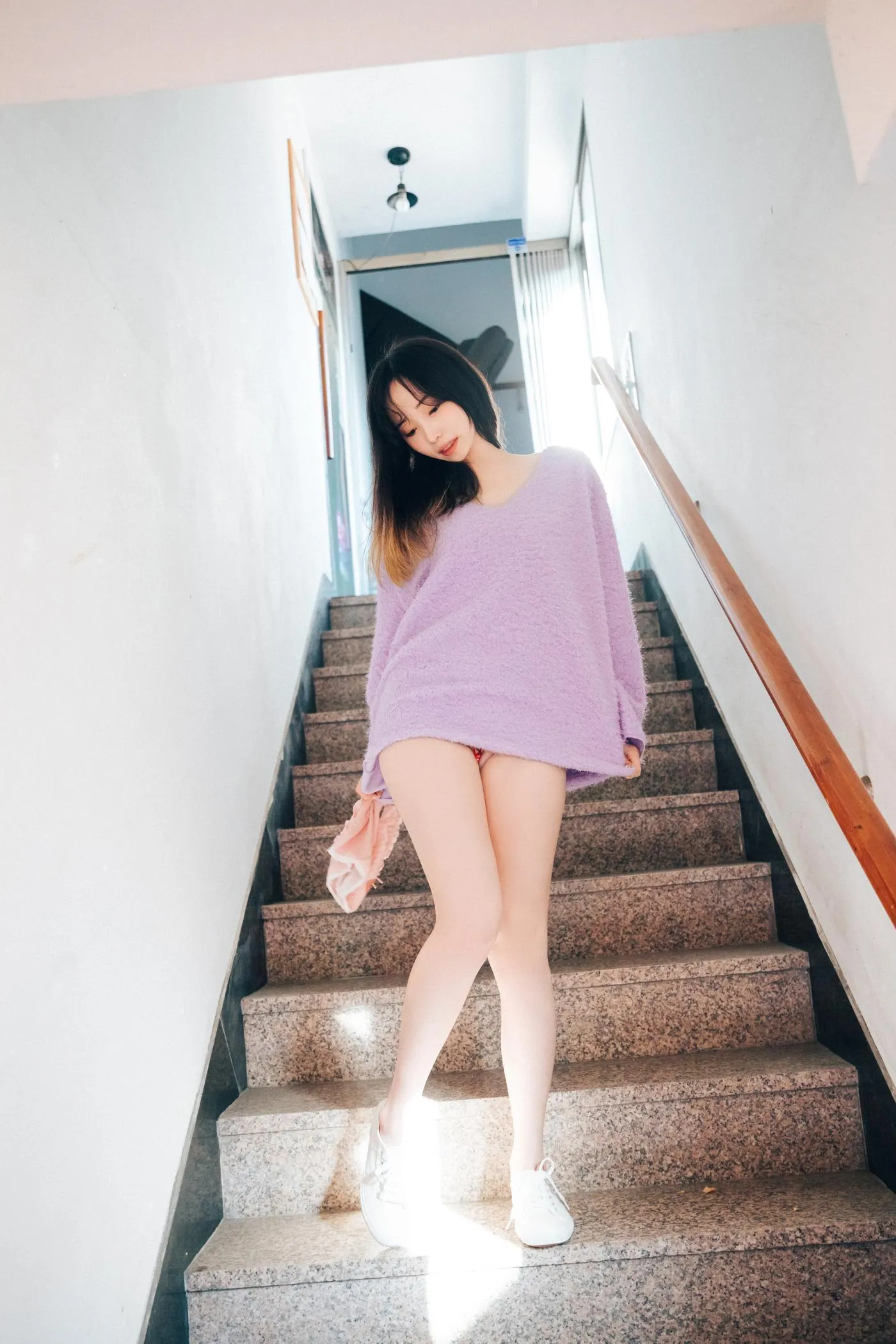 Bambi밤비 – NO.105 [Loozy] Cafe Alba Update HQ [79P]插图6